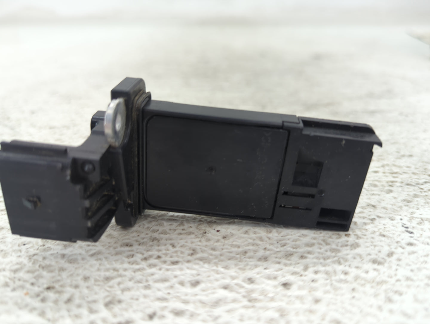 2012-2022 Gmc Acadia Mass Air Flow Meter Maf 1486183 - Oemusedautoparts1.com