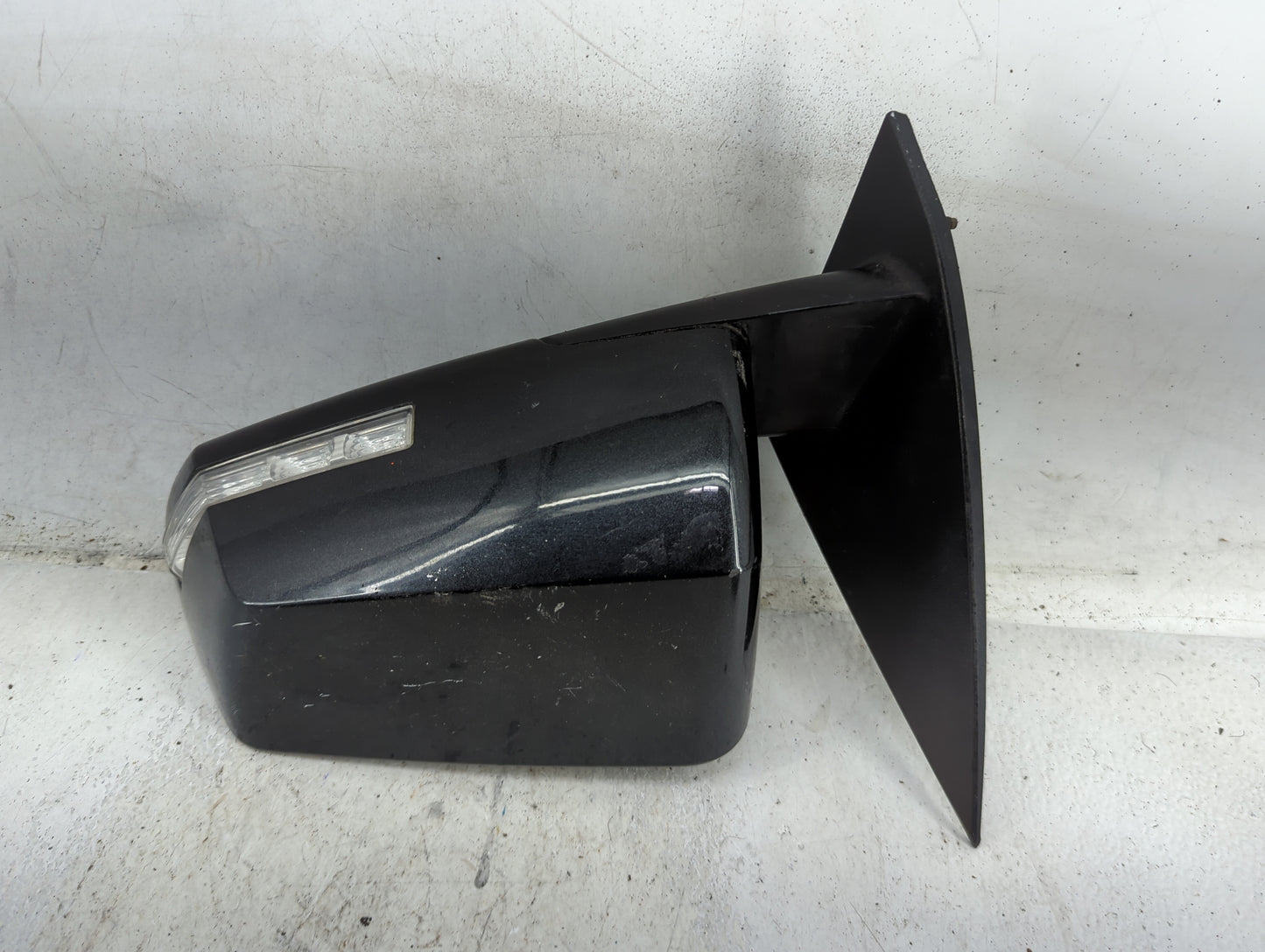 2013-2017 Gmc Acadia Driver Side View Mirror - Left Door Mirror OEM Used - Oemusedautoparts1.com