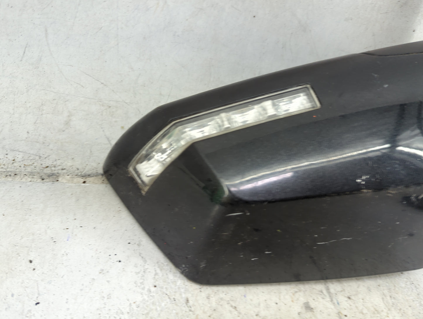 2013-2017 Gmc Acadia Driver Side View Mirror - Left Door Mirror OEM Used - Oemusedautoparts1.com