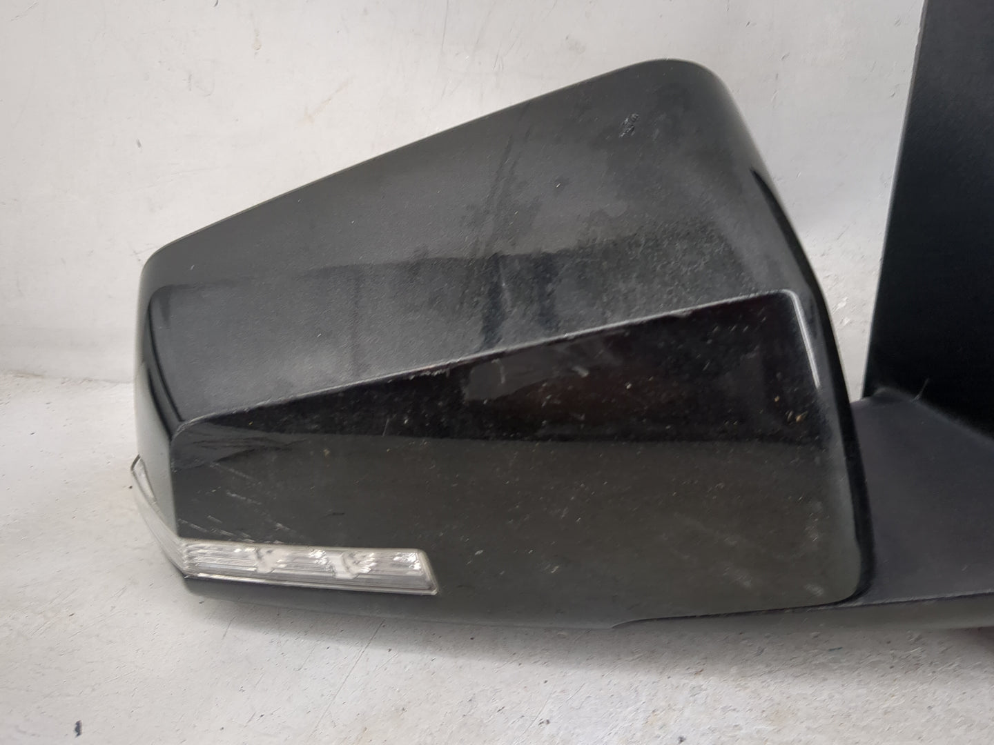 2013-2017 Gmc Acadia Passenger Side View Mirror - Right Door Mirror OEM Used - Oemusedautoparts1.com