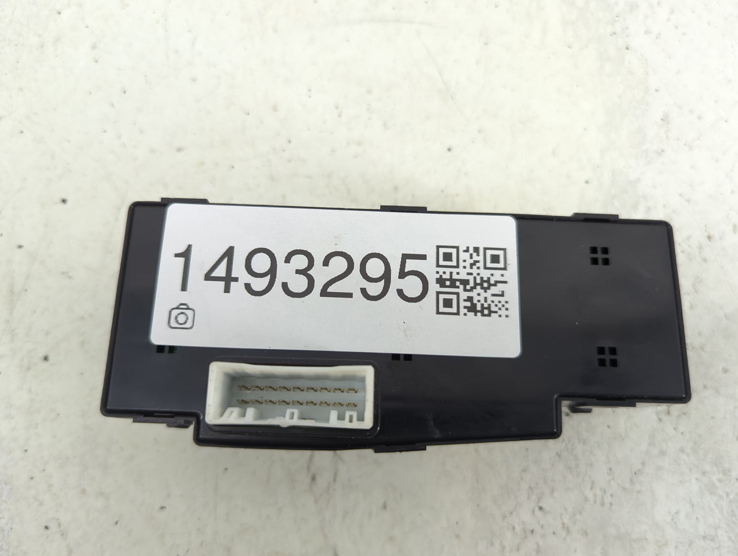 2007-2017 Gmc Acadia Master Power Window Switch Replacement Driver Side Left P/N:93571H5100 Fits OEM Used Auto Parts - Oemus