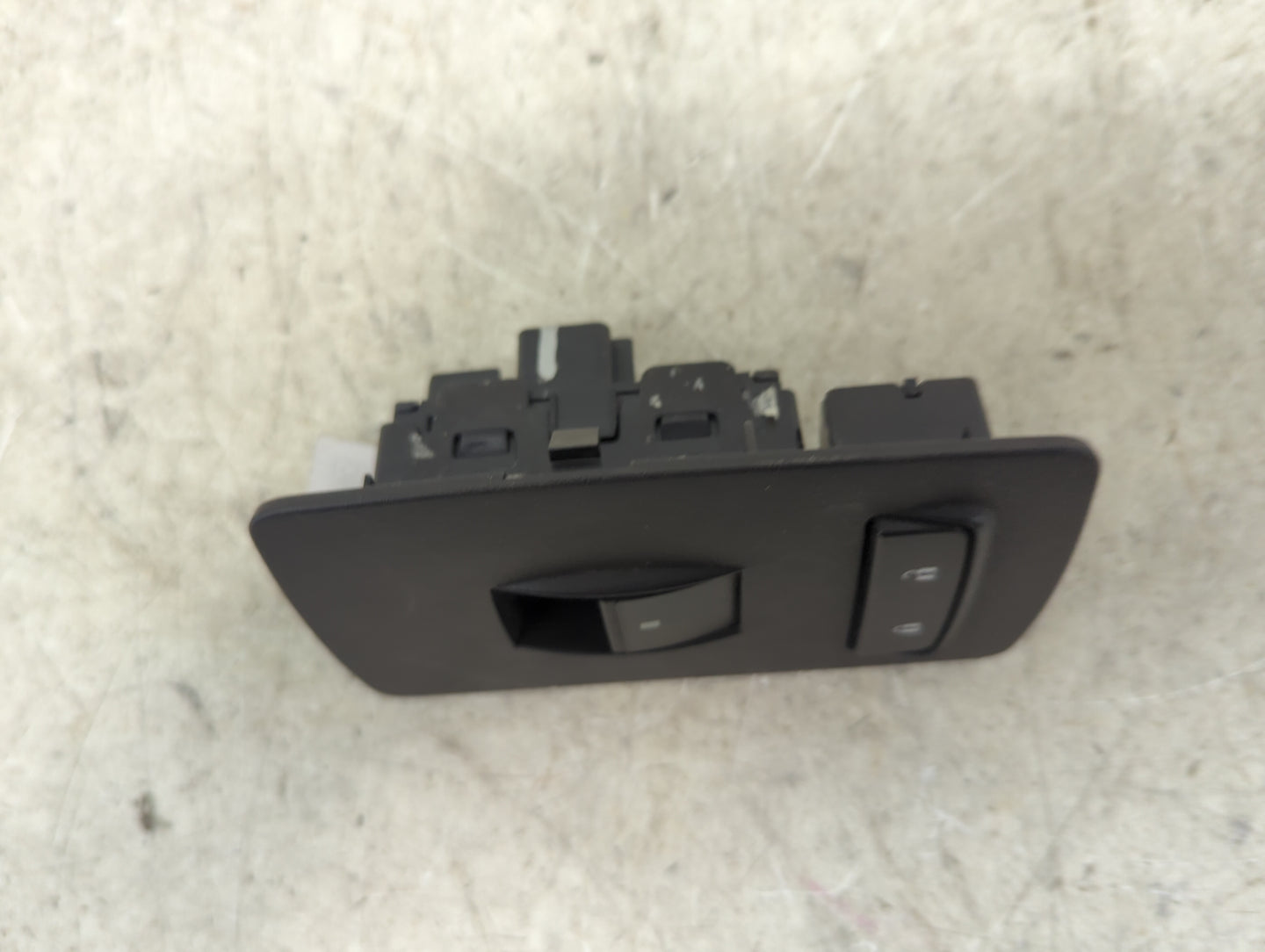 2007-2017 Gmc Acadia Passenger Right Power Window Switch - Oemusedautoparts1.com