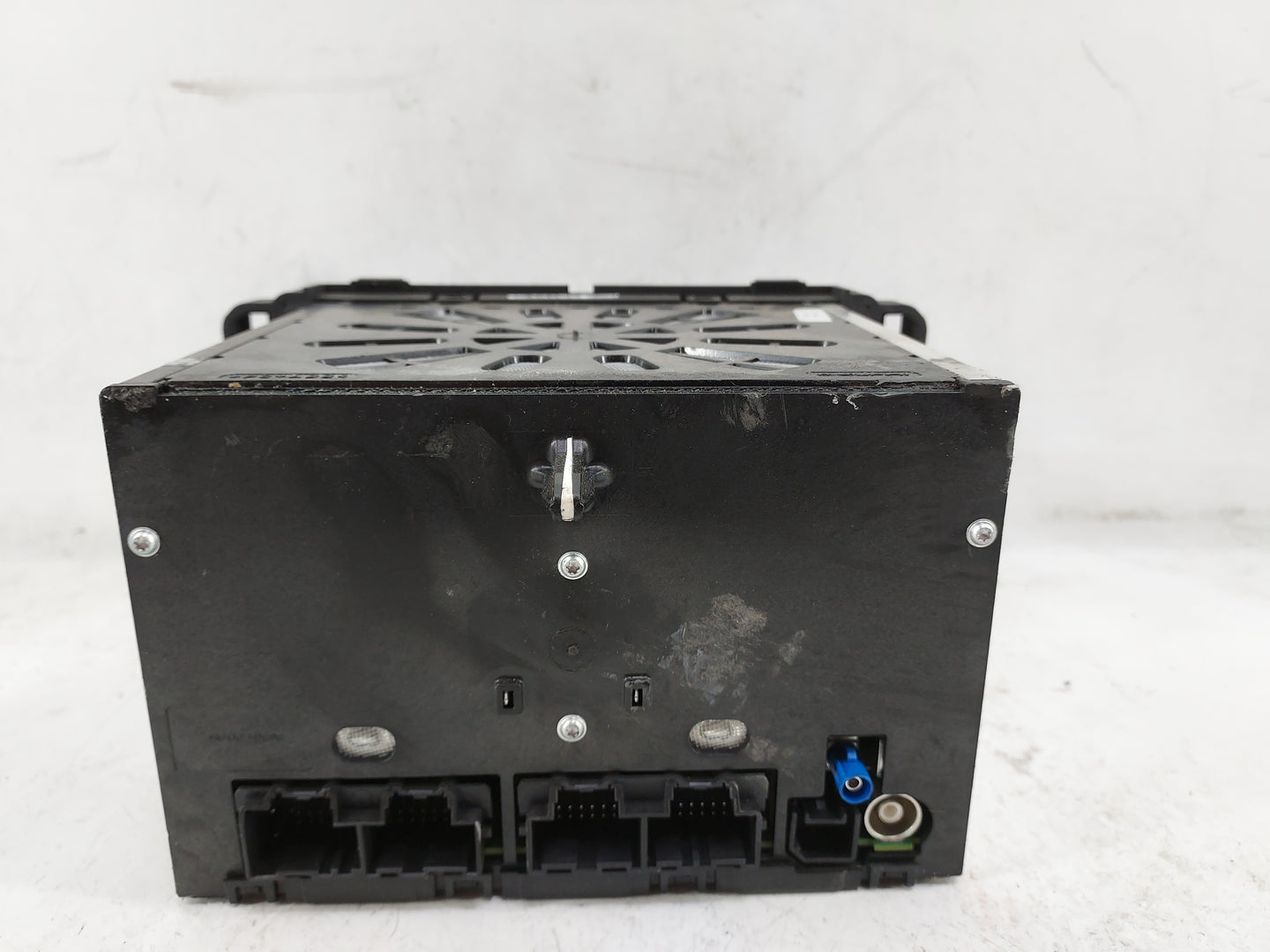 2015-2017 Gmc Acadia Radio AM FM Cd Player Receiver Replacement P/N:23278229 28467506, 15GMT968ICRNAV2 Fits Fits 2015 2016 2