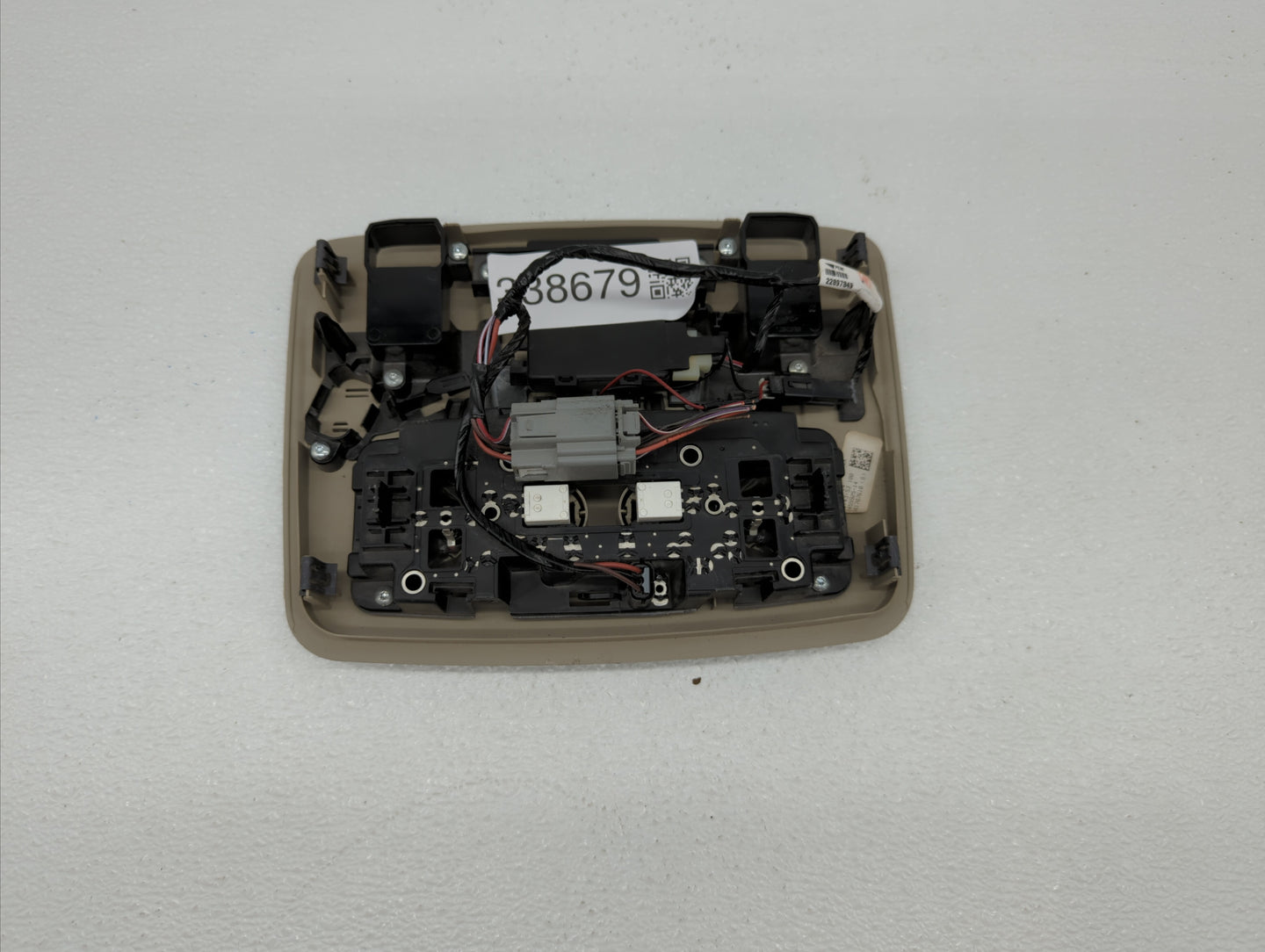 2015 Gmc Acadia Overhead Roof Console - Oemusedautoparts1.com