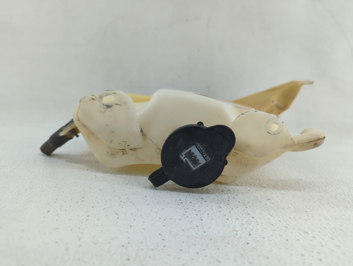 2007-2017 Gmc Acadia Radiator Coolant Overflow Expansion Tank Bottle - Oemusedautoparts1.com