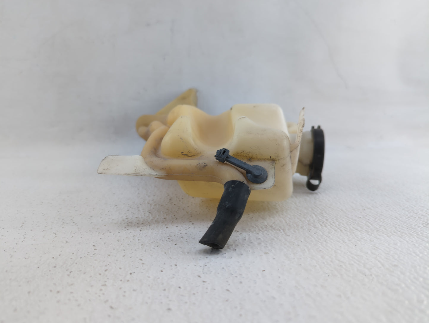 2007-2017 Gmc Acadia Radiator Coolant Overflow Expansion Tank Bottle - Oemusedautoparts1.com