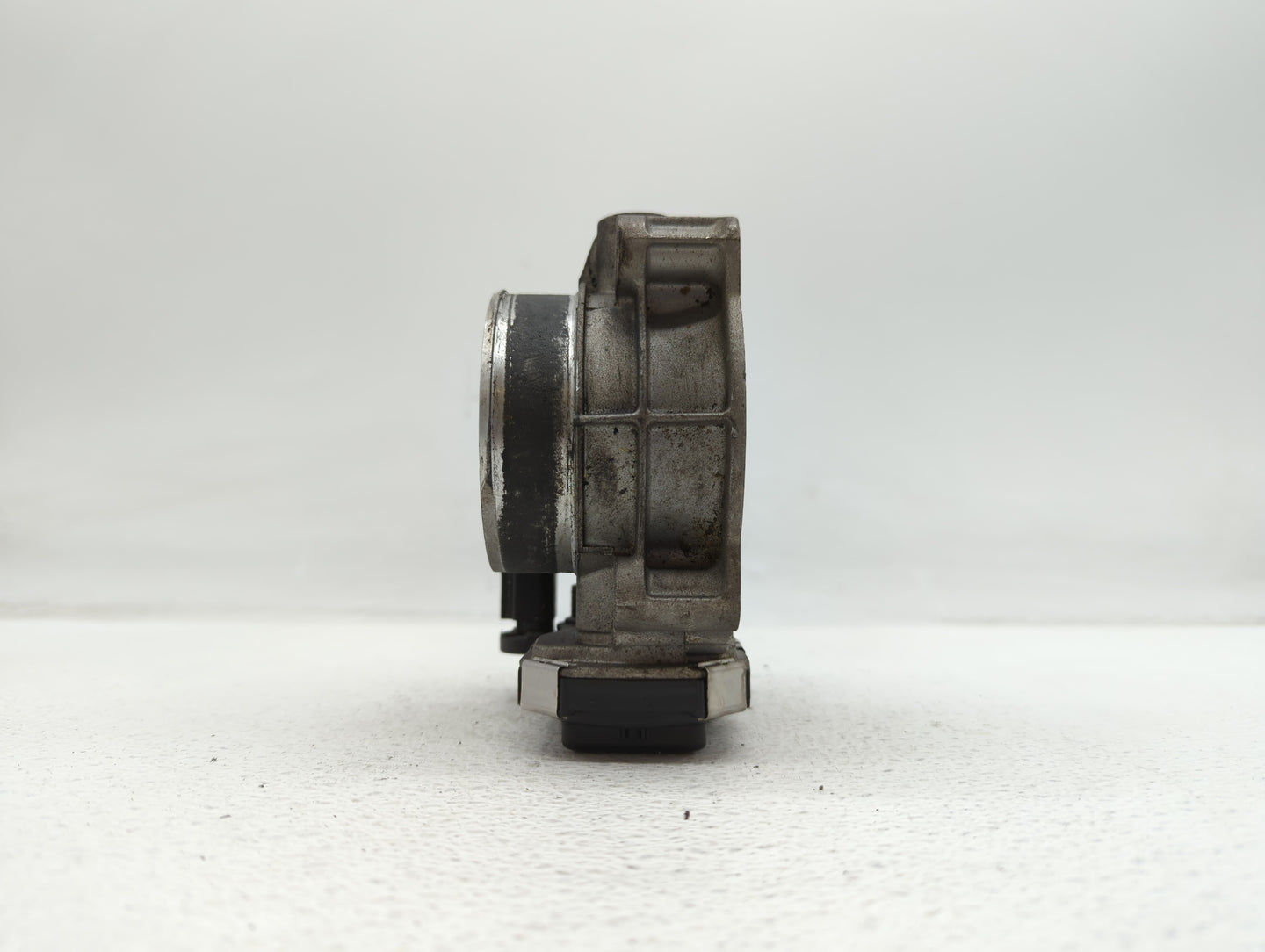 2012-2017 Gmc Acadia Throttle Body P/N:12632172BA Fits Fits 2012 2013 2014 2015 2016 2017 2018 2019 OEM Used Auto Parts - Oe