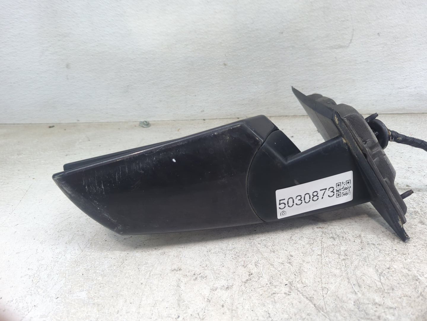 2013-2017 Gmc Acadia Driver Side View Mirror - Left Door Mirror OEM Used - Oemusedautoparts1.com
