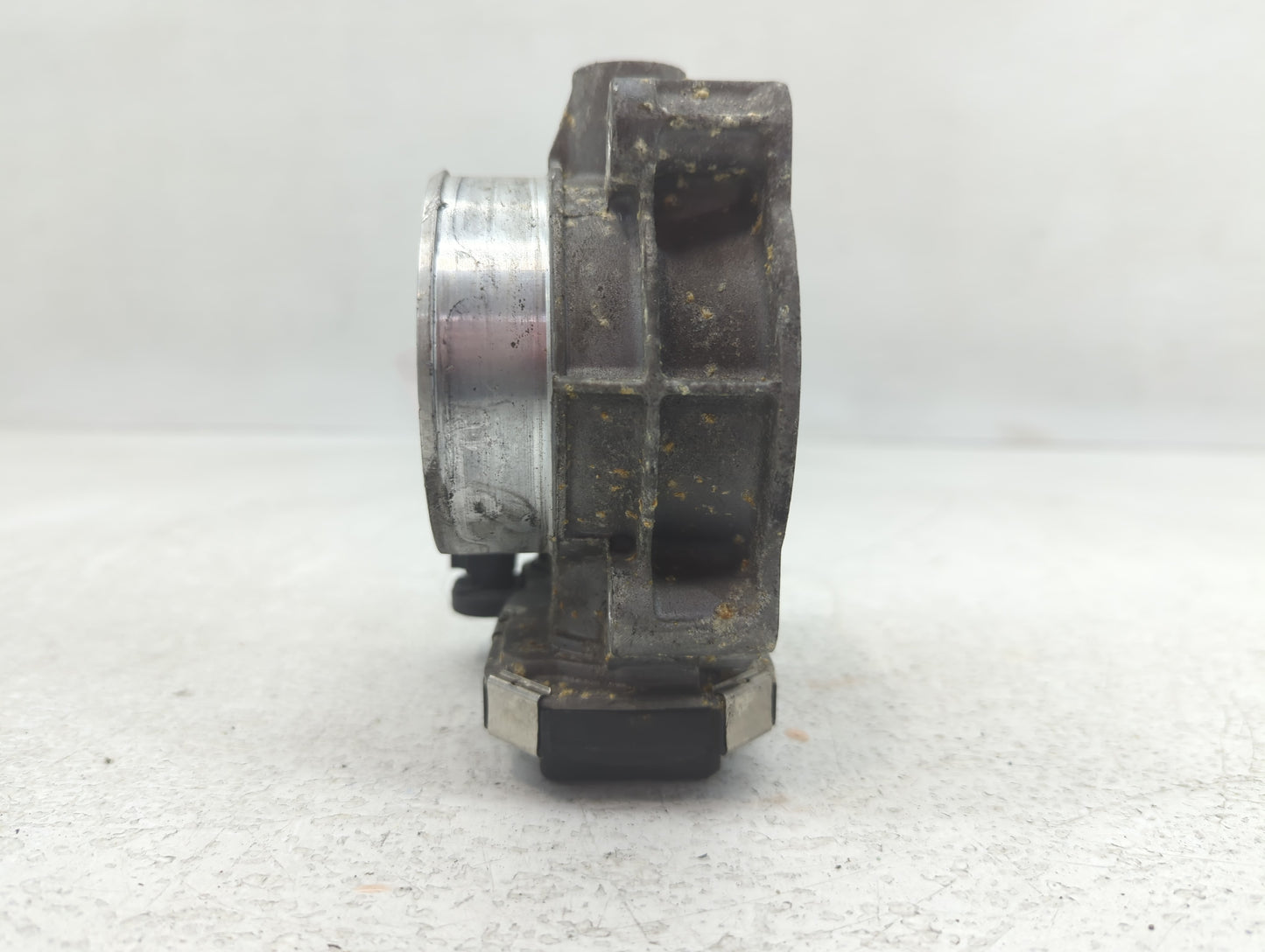 2012-2017 Gmc Acadia Throttle Body P/N:172BA4697B Fits Fits 2012 2013 2014 2015 2016 2017 2018 2019 2020 2021 2022 OEM Used 