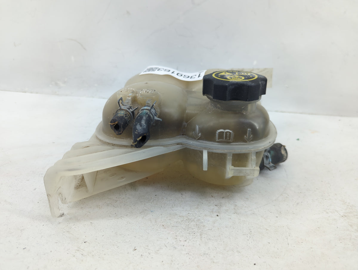 2015-2022 Gmc Canyon Radiator Coolant Overflow Expansion Tank Bottle - Oemusedautoparts1.com