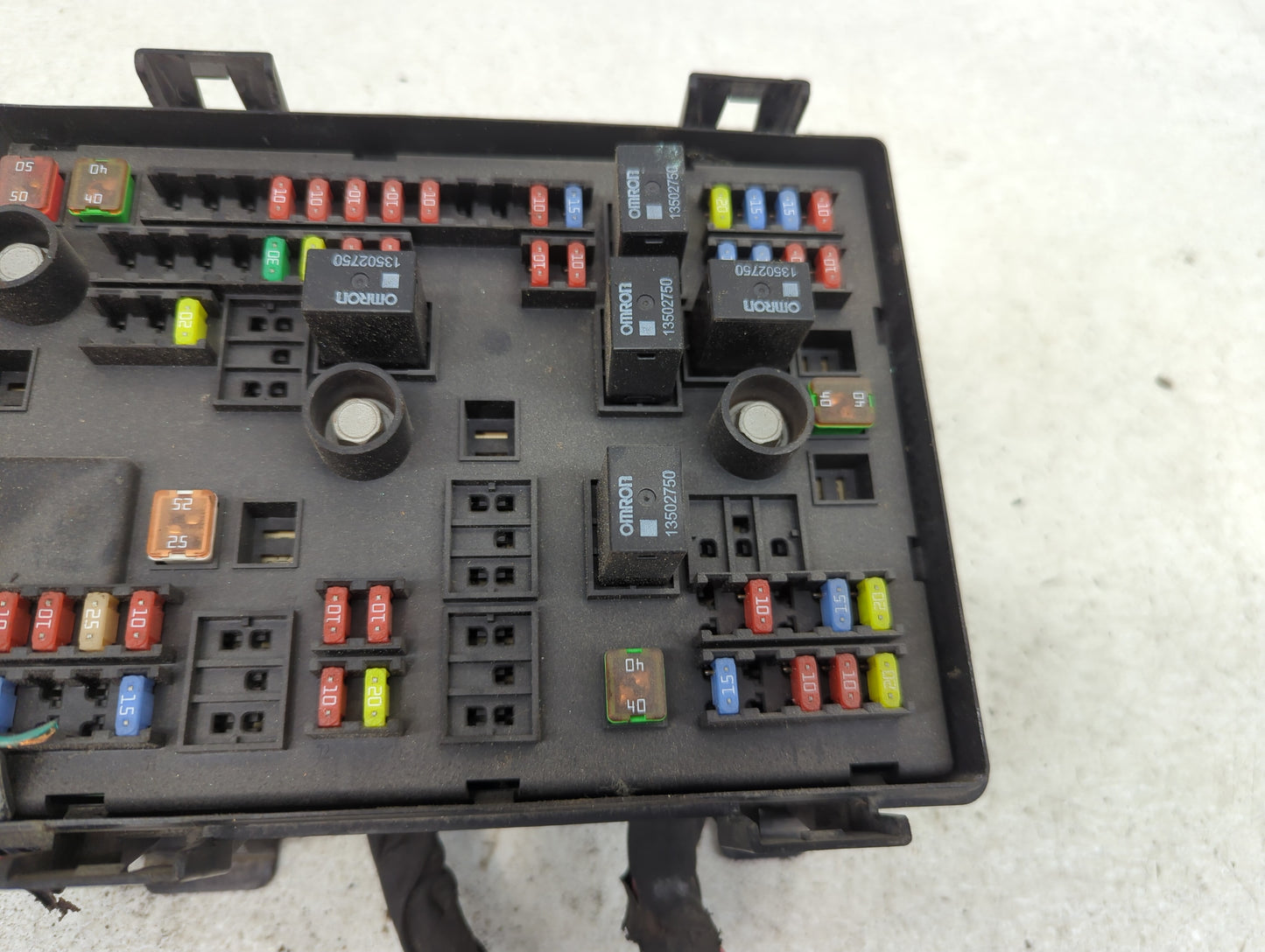 2013-2016 Gmc Savana 2500 Fusebox Fuse Box Panel Relay Module P/N:23104894 Fits Fits 2013 2014 2015 2016 OEM Used Auto Parts
