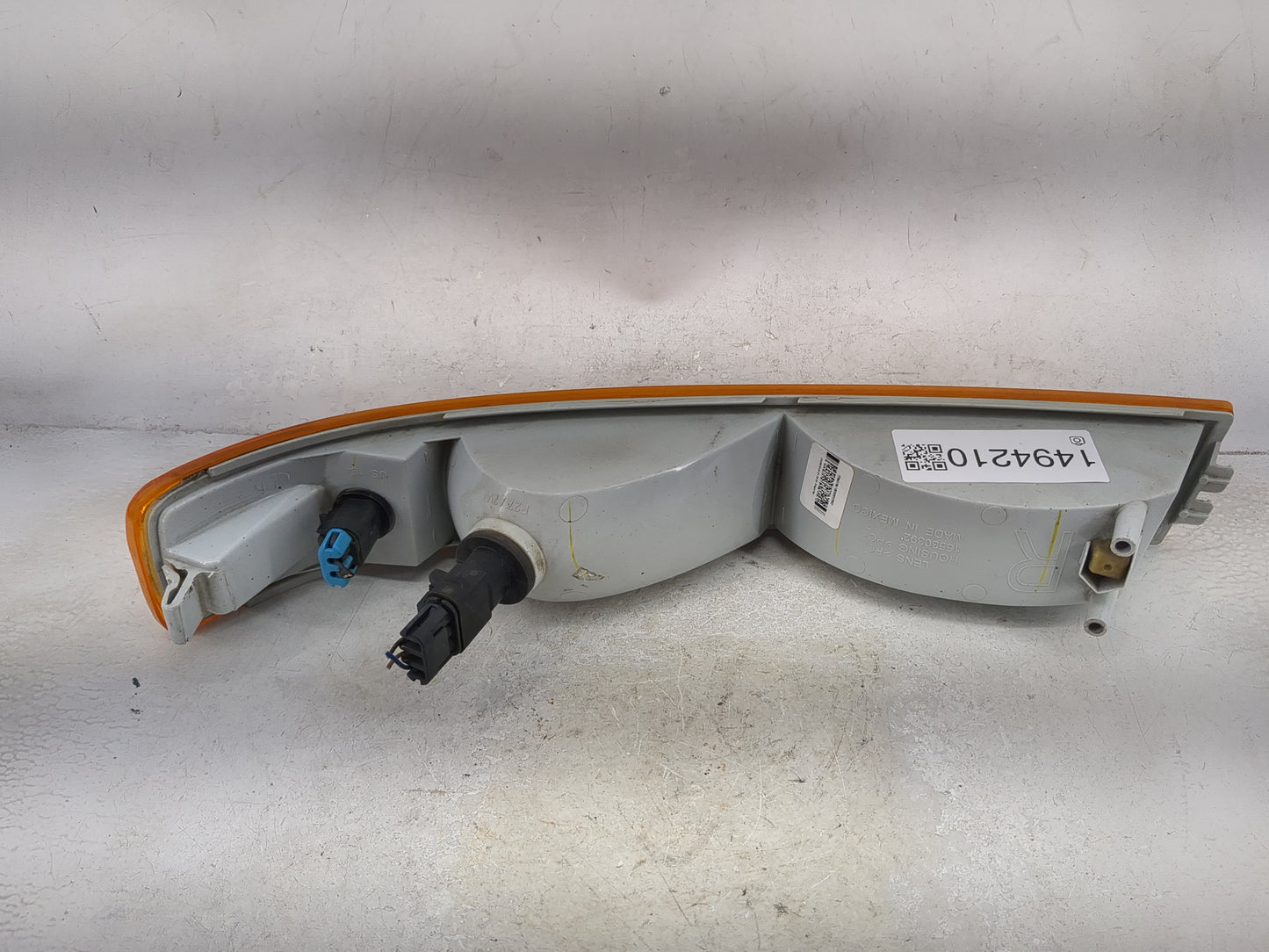 2003-2021 Gmc Savana 2500 Passenger Right Oem Front Light Lamp Orange - Oemusedautoparts1.com