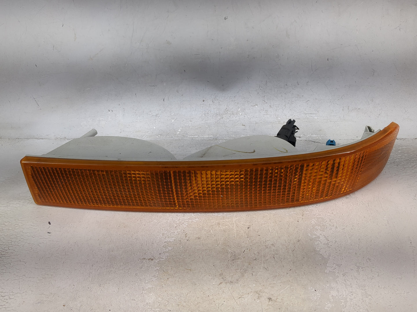 2003-2021 Gmc Savana 2500 Driver Left Oem Front Light Lamp Black - Oemusedautoparts1.com