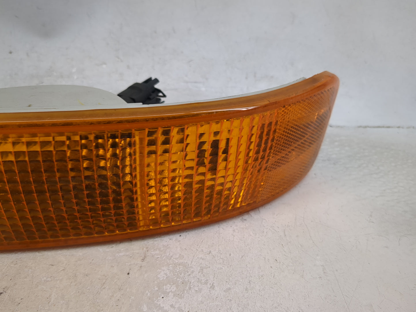 2003-2021 Gmc Savana 2500 Driver Left Oem Front Light Lamp Black - Oemusedautoparts1.com