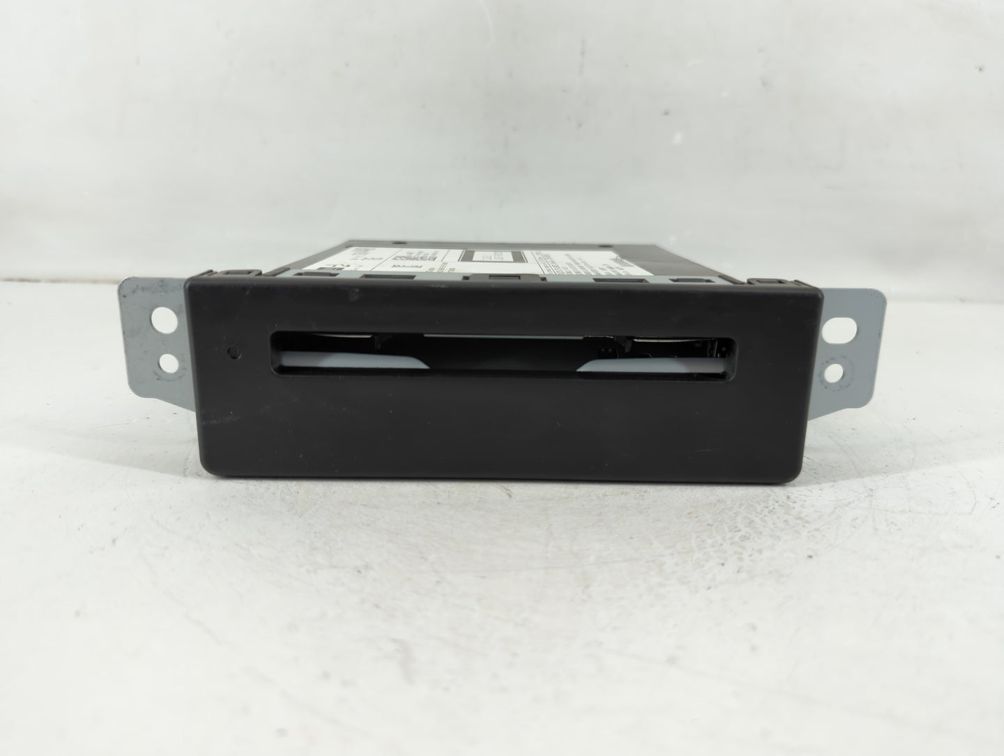 2015-2019 Gmc Sierra 1500 Radio AM FM Cd Player Receiver Replacement P/N:13594481 Fits Fits 2015 2016 2017 2018 2019 2020 OE