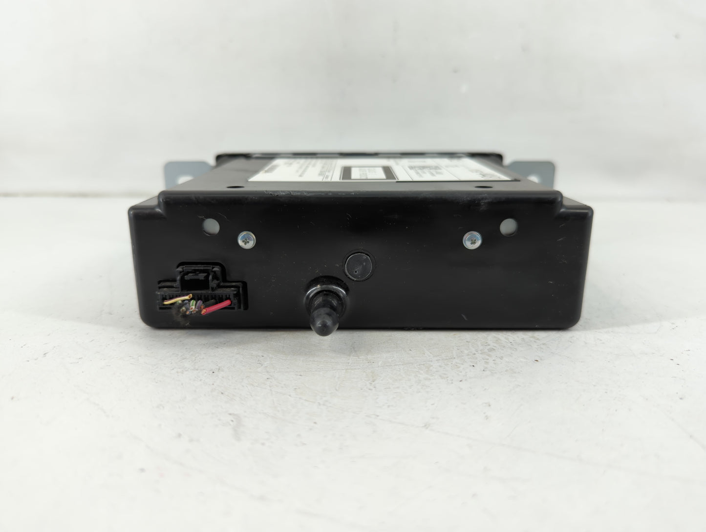 2015-2019 Gmc Sierra 1500 Radio AM FM Cd Player Receiver Replacement P/N:13594481 Fits Fits 2015 2016 2017 2018 2019 2020 OE