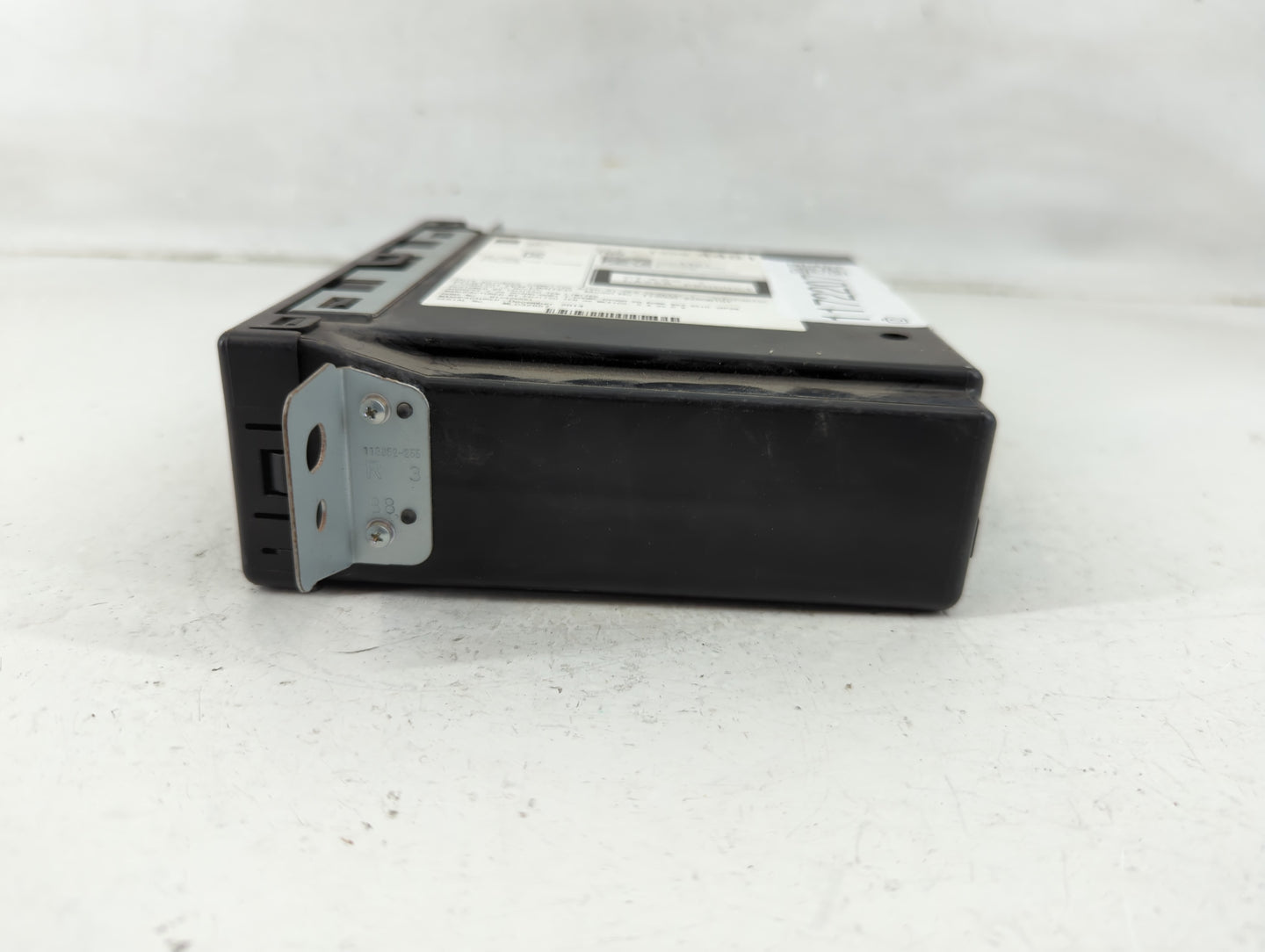 2015-2019 Gmc Sierra 1500 Radio AM FM Cd Player Receiver Replacement P/N:13594481 Fits Fits 2015 2016 2017 2018 2019 2020 OE
