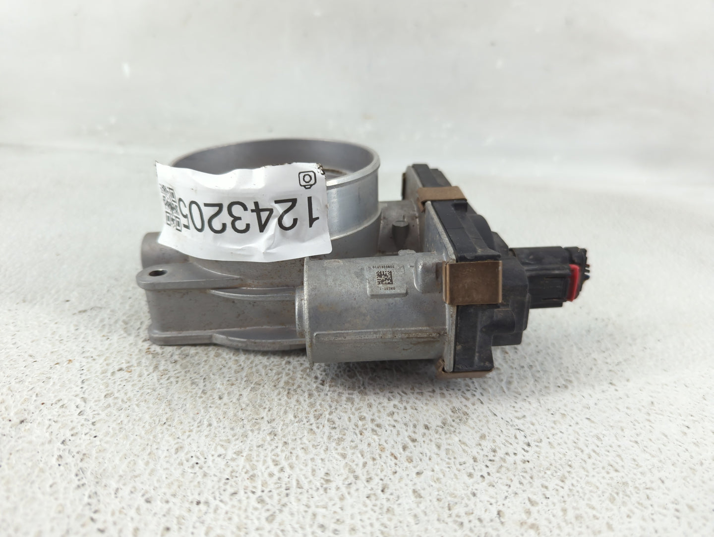 2014-2022 Gmc Sierra 1500 Throttle Body P/N:12617792 Fits Fits 2014 2015 2016 2017 2018 2019 2020 2021 2022 OEM Used Auto Pa