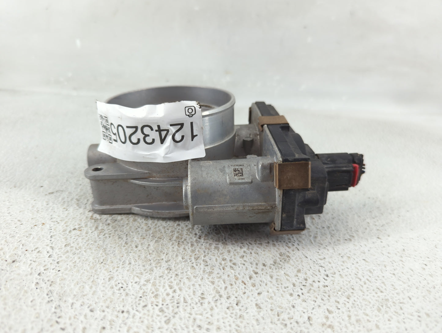 2014-2022 Gmc Sierra 1500 Throttle Body P/N:12617792 Fits Fits 2014 2015 2016 2017 2018 2019 2020 2021 2022 OEM Used Auto Pa