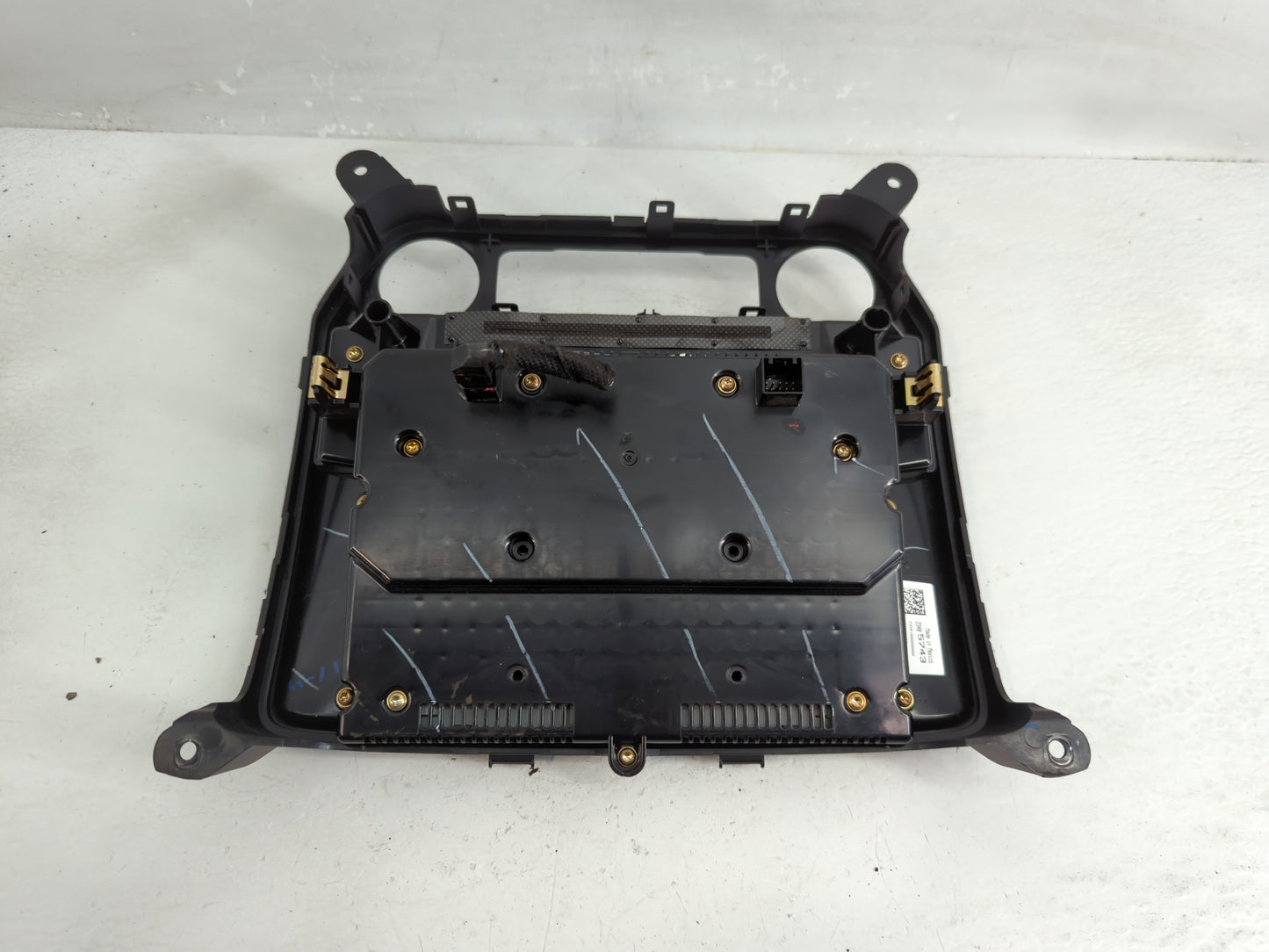 2015 Gmc Sierra 1500 Radio AM FM Cd Player Receiver Replacement P/N:23485743 Fits OEM Used Auto Parts - Oemusedautoparts1.co