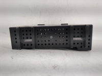 2015 Gmc Sierra 1500 Radio AM FM Cd Player Receiver Replacement P/N:13596607 Fits Fits 2016 OEM Used Auto Parts - Oemusedaut