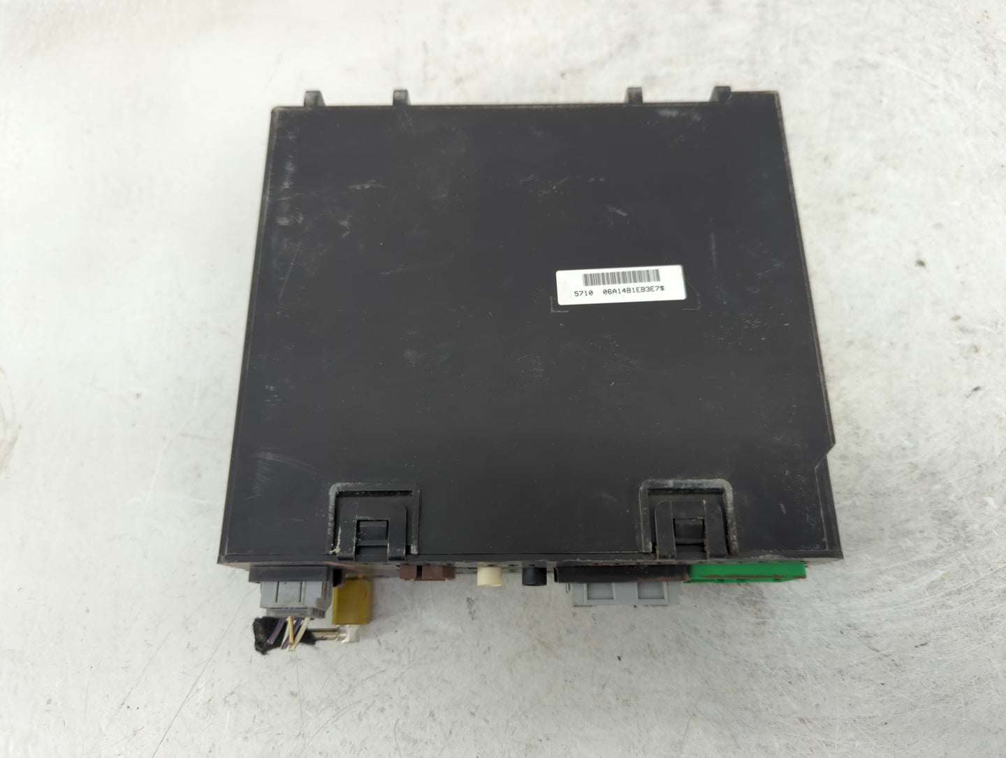 2015 Gmc Sierra 1500 Radio AM FM Cd Player Receiver Replacement P/N:13596607 Fits Fits 2016 OEM Used Auto Parts - Oemusedaut