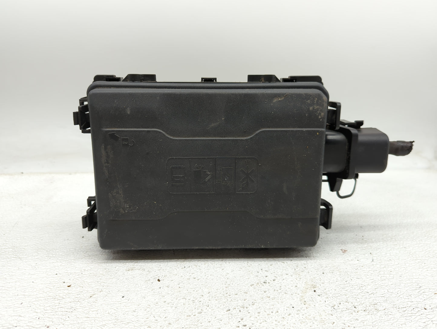 2016 Gmc Sierra 1500 Fusebox Fuse Box Panel Relay Module P/N:23285566-01 Fits Fits 2017 OEM Used Auto Parts - Oemusedautopar