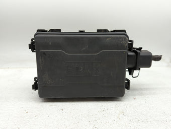 compare product 2016 Gmc Sierra 1500 Fusebox Fuse Box Panel Relay Module P/N:23285566-01 Fits Fits 2017 OEM Used Auto Parts