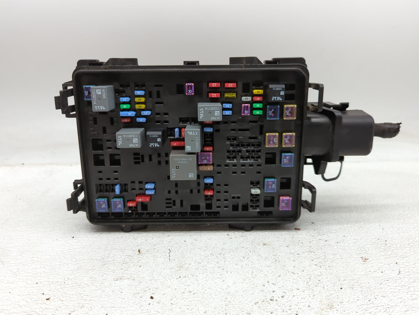 2016 Gmc Sierra 1500 Fusebox Fuse Box Panel Relay Module P/N:23285566-01 Fits Fits 2017 OEM Used Auto Parts - Oemusedautopar