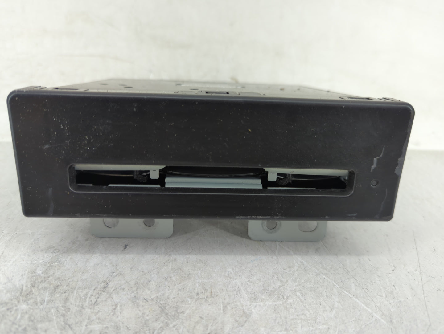 2015-2019 Gmc Sierra 1500 Radio AM FM Cd Player Receiver Replacement Fits Fits 2015 2016 2017 2018 2019 2020 OEM Used Auto P