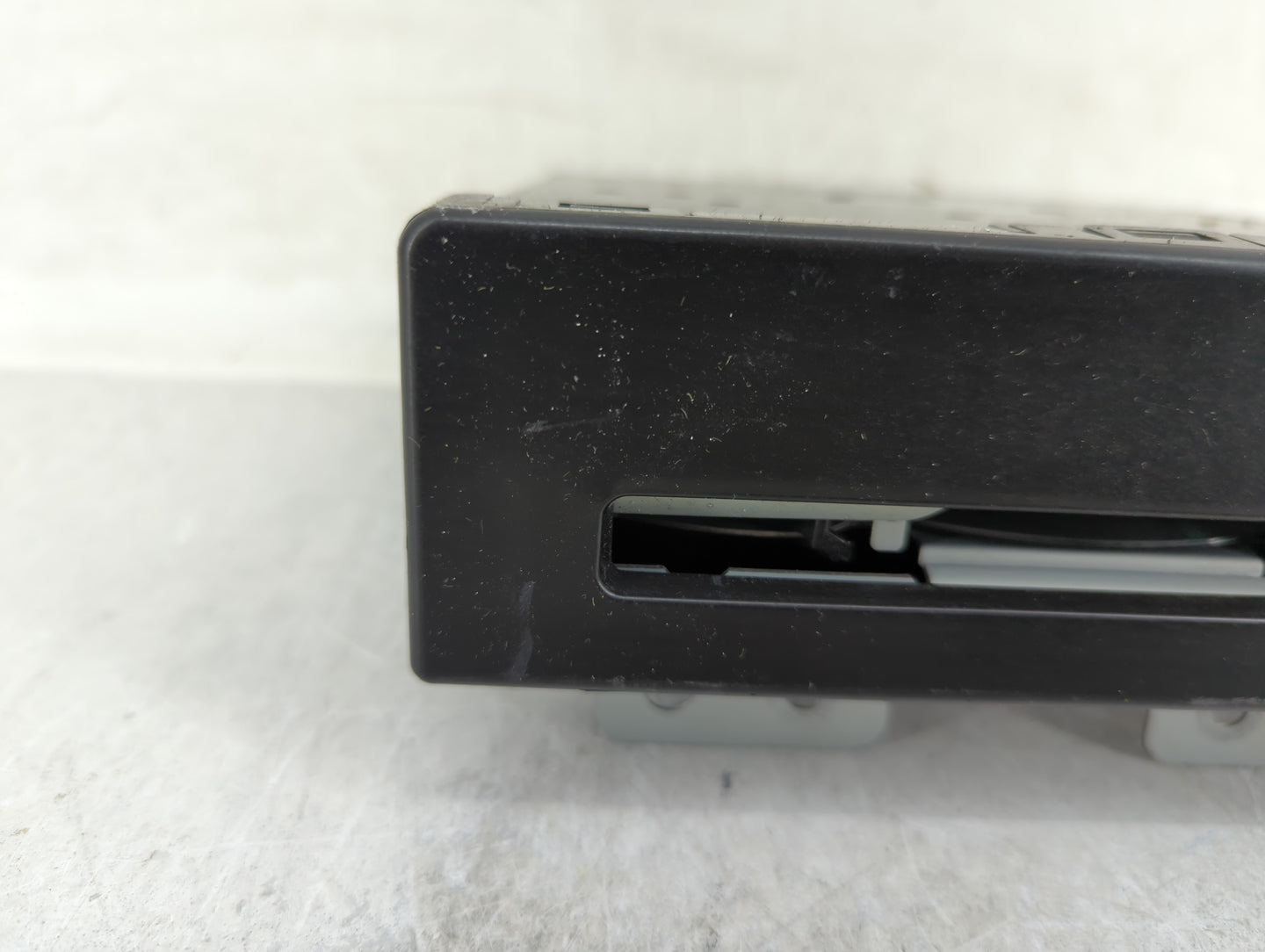 2015-2019 Gmc Sierra 1500 Radio AM FM Cd Player Receiver Replacement Fits Fits 2015 2016 2017 2018 2019 2020 OEM Used Auto P