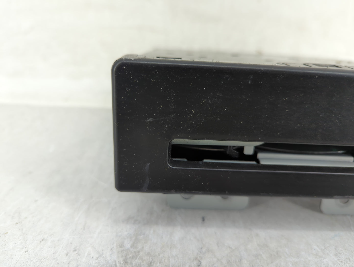 2015-2019 Gmc Sierra 1500 Radio AM FM Cd Player Receiver Replacement Fits Fits 2015 2016 2017 2018 2019 2020 OEM Used Auto P