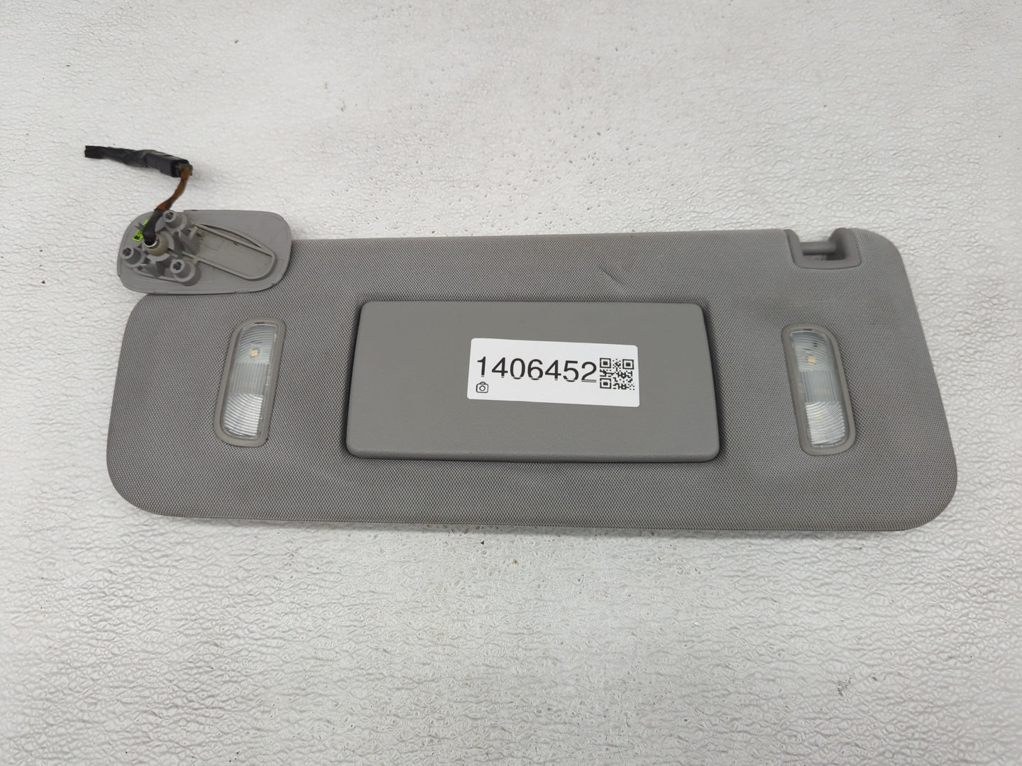 2014-2019 Gmc Sierra 1500 Sun Visor Shade Replacement Driver Left Mirror Fits Fits 2014 2015 2016 2017 2018 2019 OEM Used Au