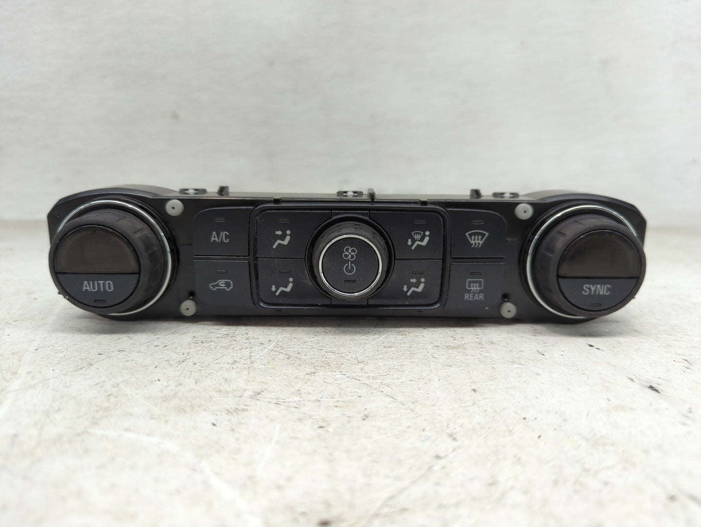 2014-2016 Gmc Sierra 1500 Climate Control Module Temperature AC/Heater Replacement P/N:815372982 23486616 Fits Fits 2014 201