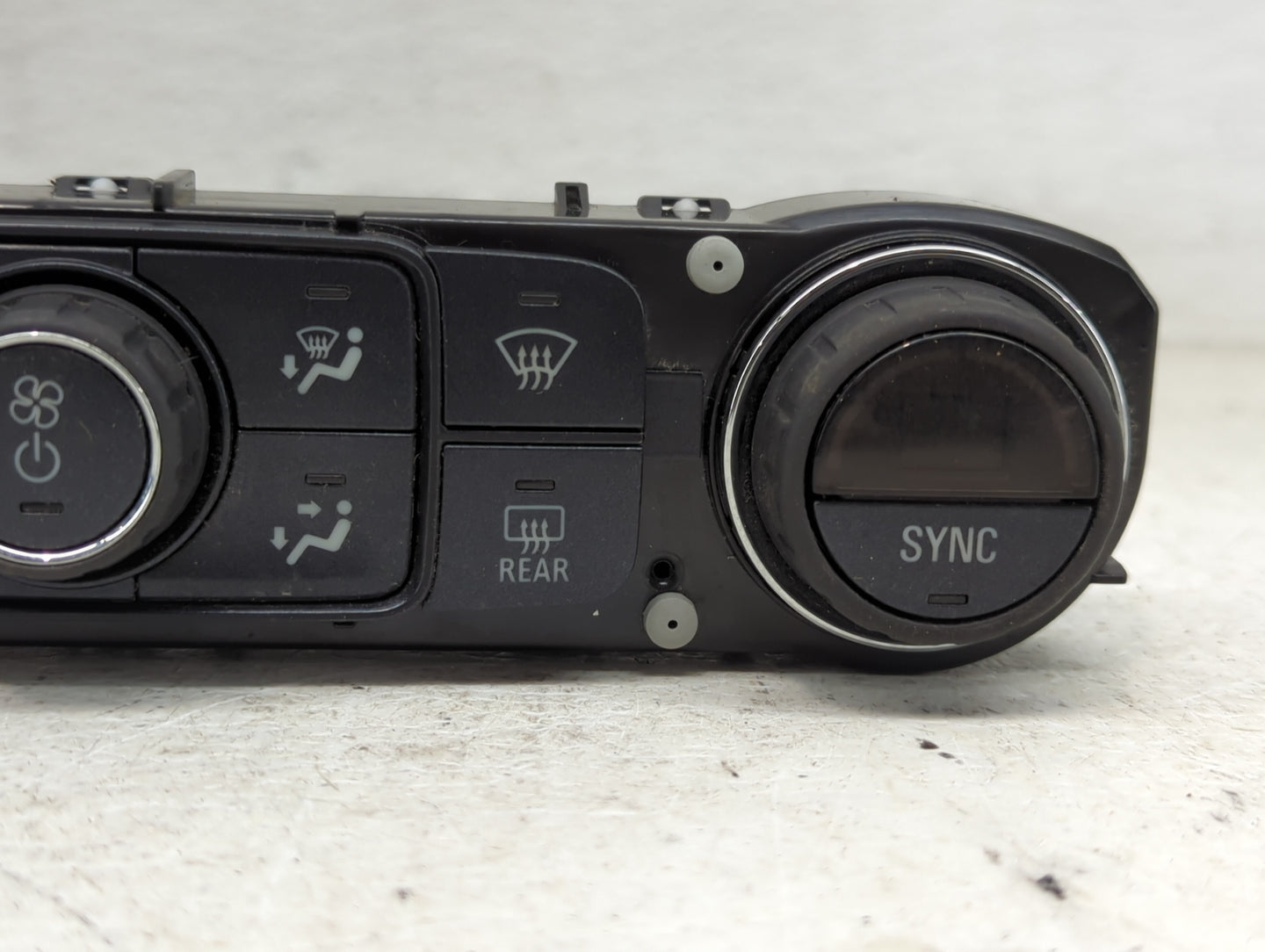 2014-2016 Gmc Sierra 1500 Climate Control Module Temperature AC/Heater Replacement P/N:815372982 23486616 Fits Fits 2014 201