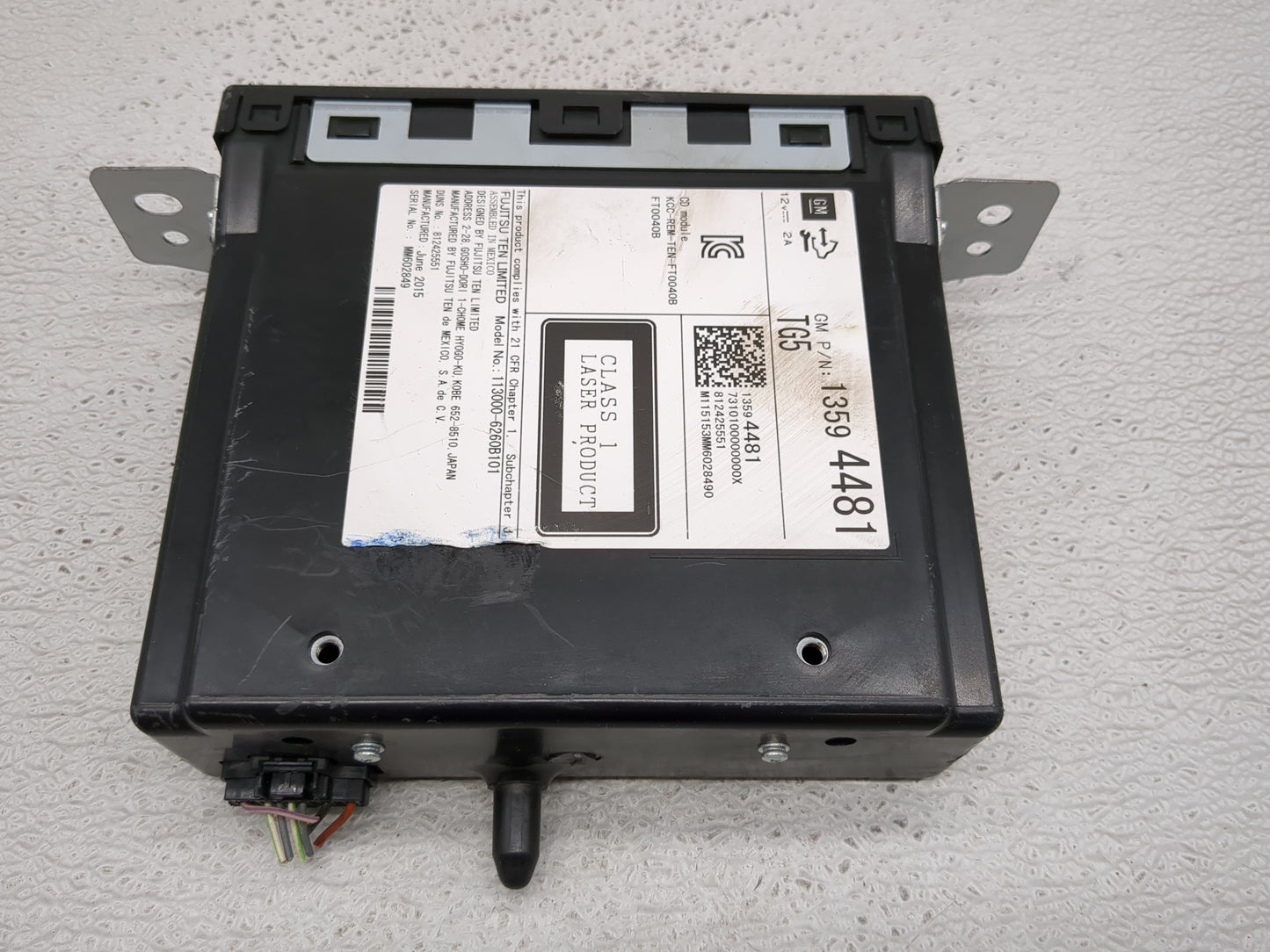 2015 Gmc Sierra 1500 Radio AM FM Cd Player Receiver Replacement P/N:13594481 Fits OEM Used Auto Parts - Oemusedautoparts1.co