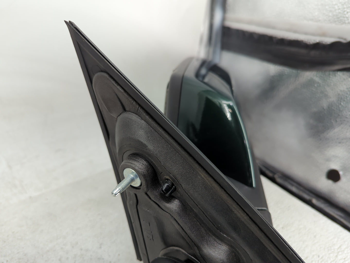 2014-2019 Gmc Sierra 1500 Driver Side View Mirror - Left Door Mirror OEM Used - Oemusedautoparts1.com