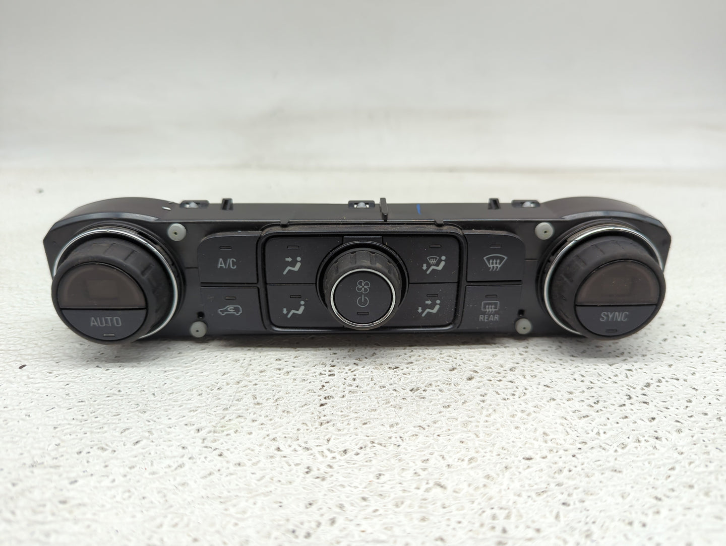 2014-2016 Gmc Sierra 1500 Climate Control Module Temperature AC/Heater Replacement P/N:23486616 Fits Fits 2014 2015 2016 OEM
