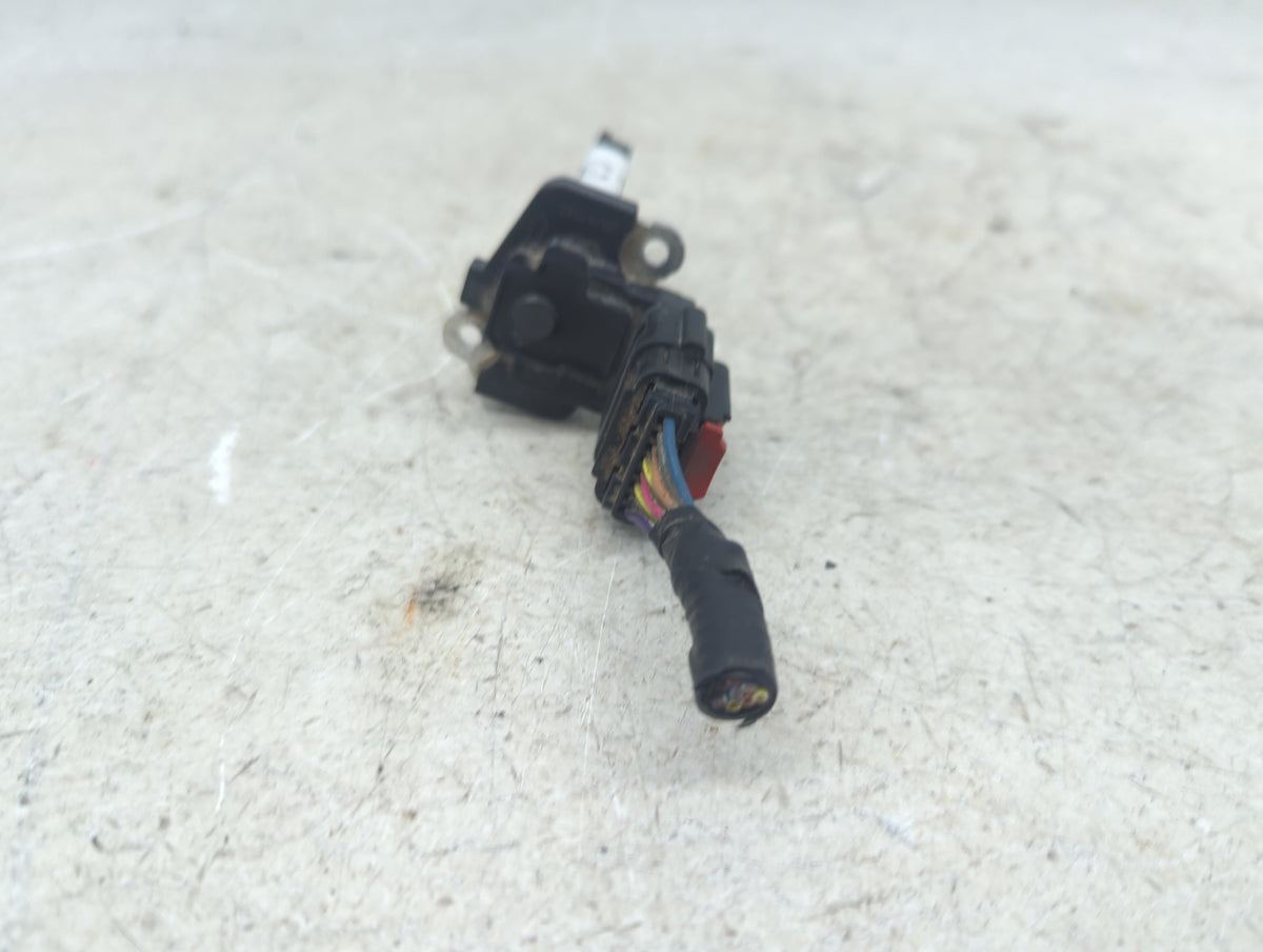 2014-2019 Gmc Sierra 1500 Mass Air Flow Meter Maf 1481438 - Oemusedautoparts1.com