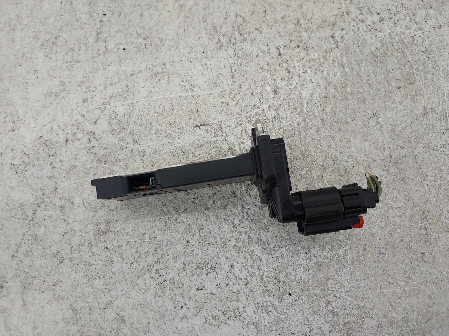 2014-2019 Gmc Sierra 1500 Mass Air Flow Meter Maf 1485326 - Oemusedautoparts1.com