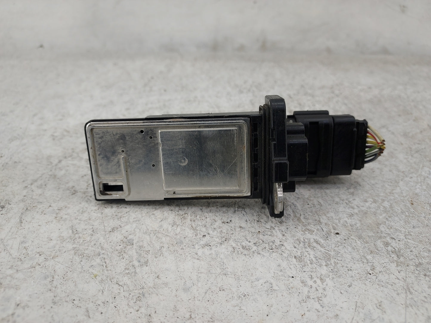2014-2019 Gmc Sierra 1500 Mass Air Flow Meter Maf 1485326 - Oemusedautoparts1.com