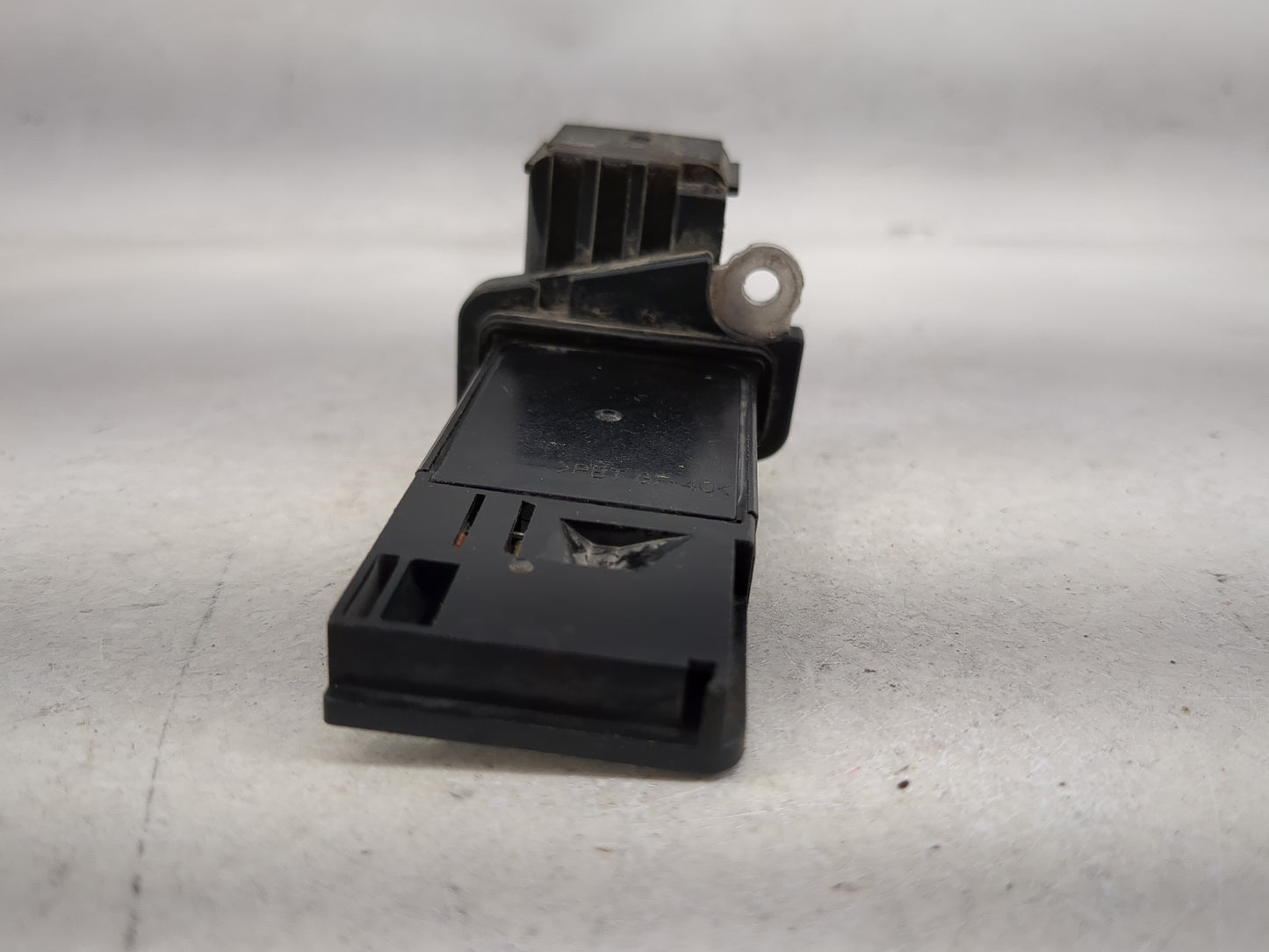 2014-2019 Gmc Sierra 1500 Mass Air Flow Meter Maf 1486684 - Oemusedautoparts1.com