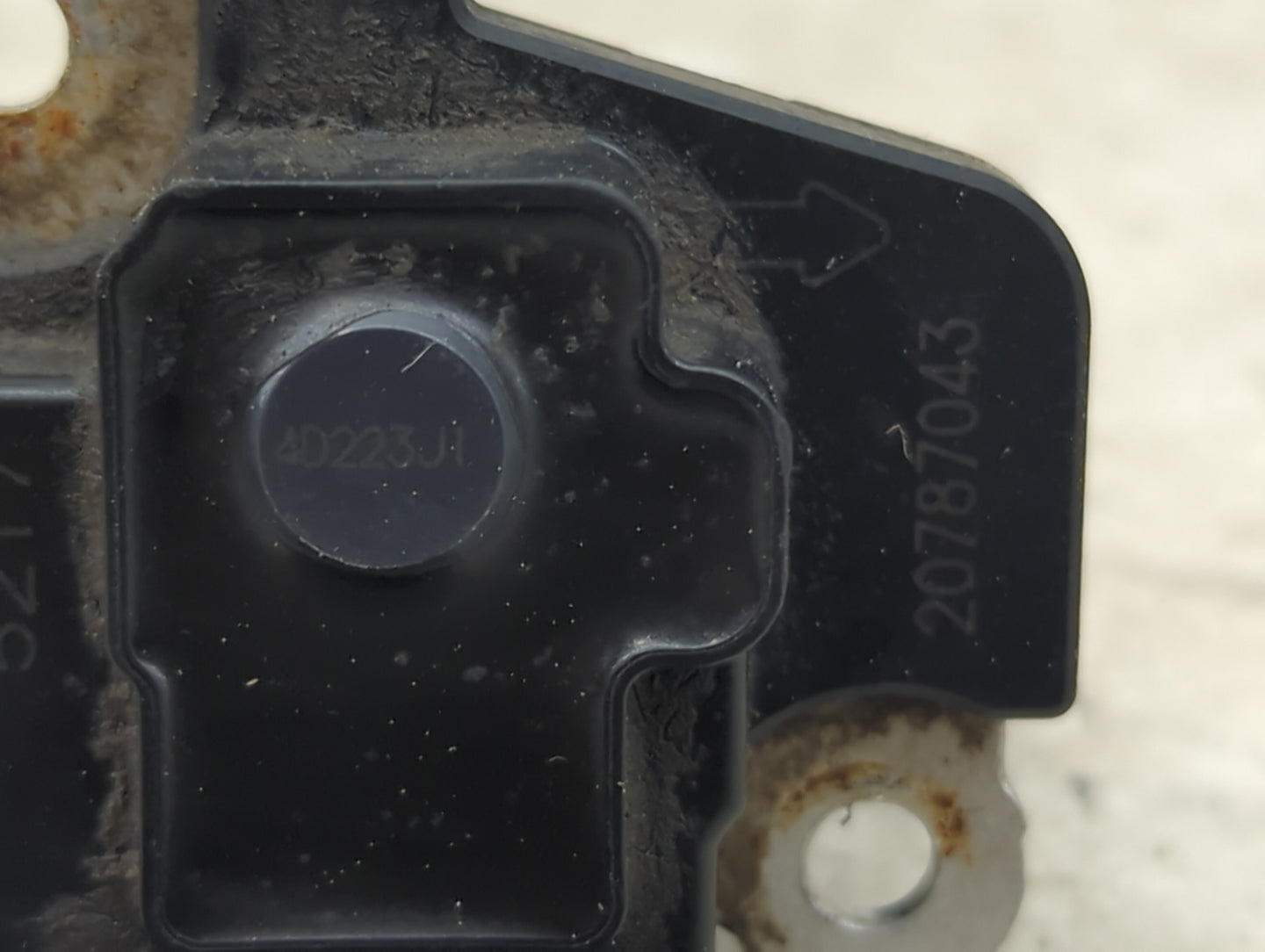 2014-2019 Gmc Sierra 1500 Mass Air Flow Meter Maf 1488718 - Oemusedautoparts1.com