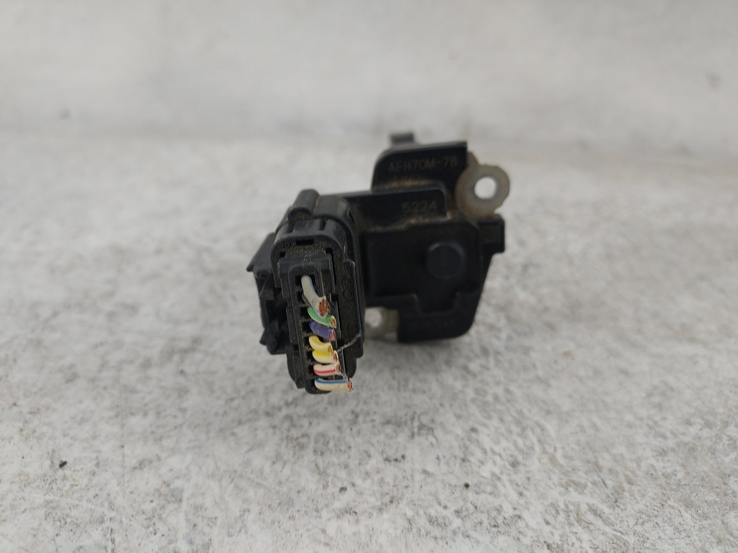 2014-2019 Gmc Sierra 1500 Mass Air Flow Meter Maf 1490021 - Oemusedautoparts1.com