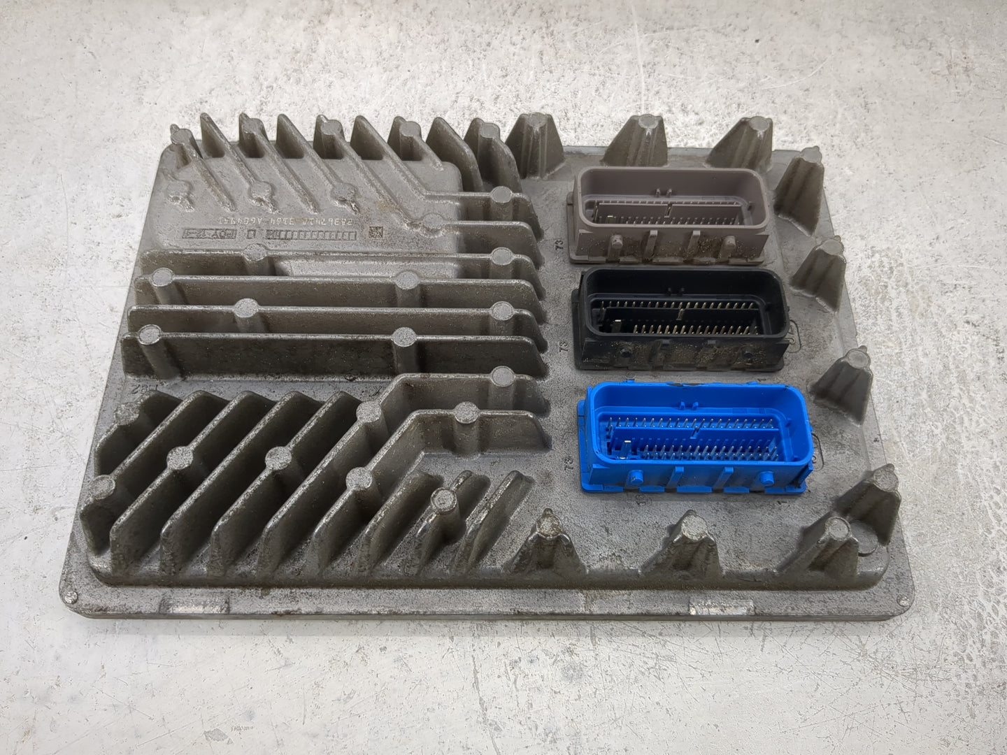 2014-2016 Gmc Sierra 1500 PCM Engine Control Computer ECU ECM PCU OEM P/N:12664768 12656993 Fits Fits 2014 2015 2016 OEM Use