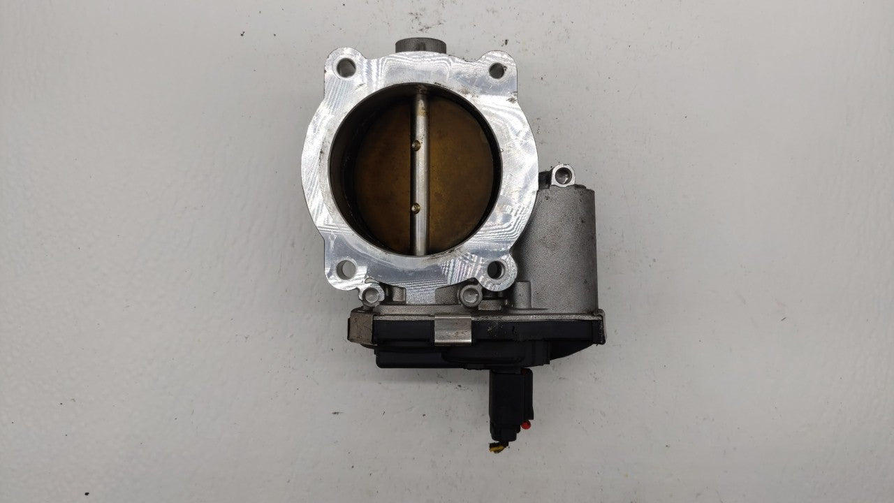 2014-2015 Gmc Sierra 1500 Throttle Body P/N:12632171BA Fits Fits 2014 2015 OEM Used Auto Parts - Oemusedautoparts1.com