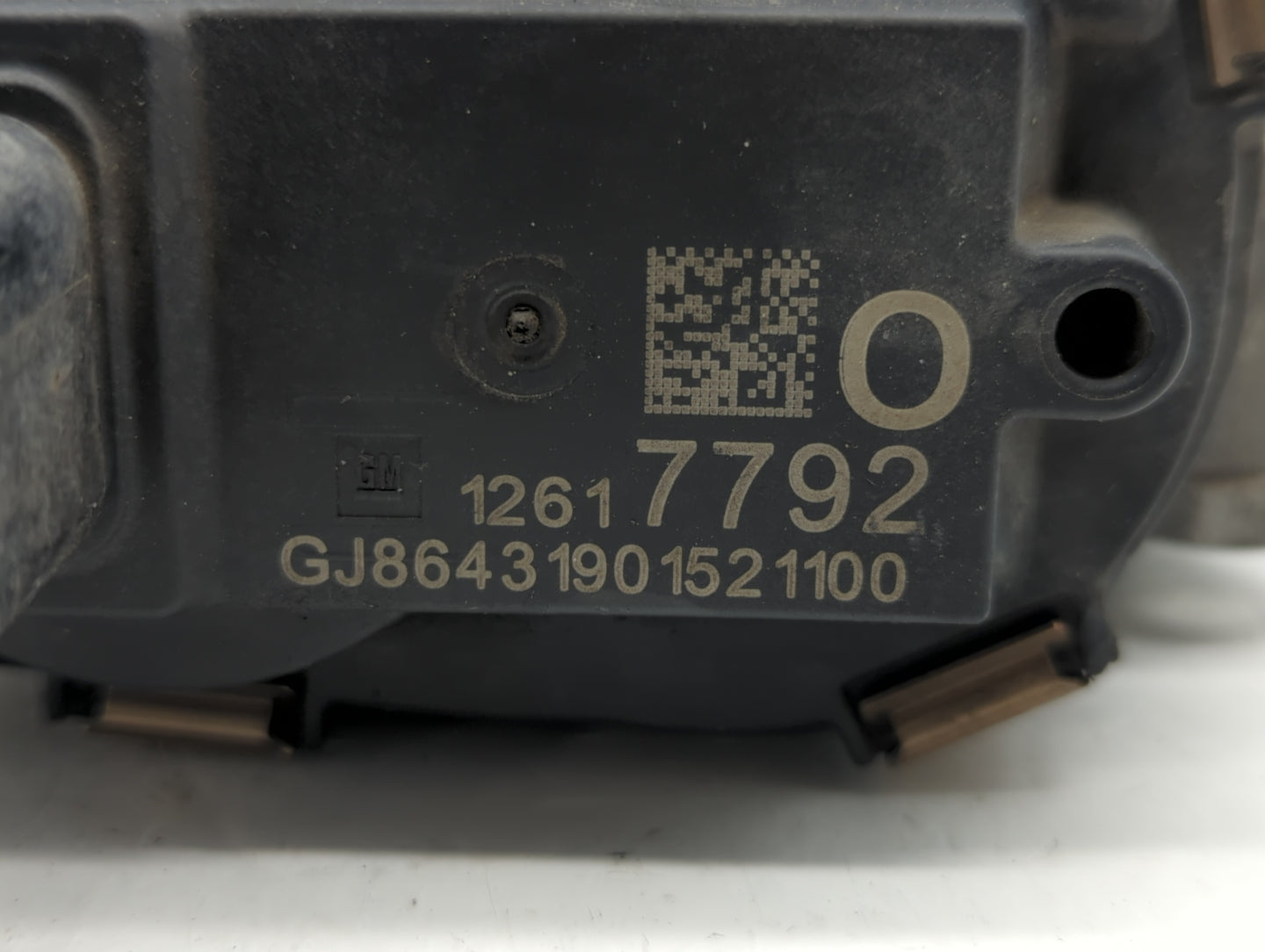 2014-2018 Gmc Sierra 1500 Throttle Body P/N:12678224 12617792 Fits Fits 2014 2015 2016 2017 2018 2019 OEM Used Auto Parts - 