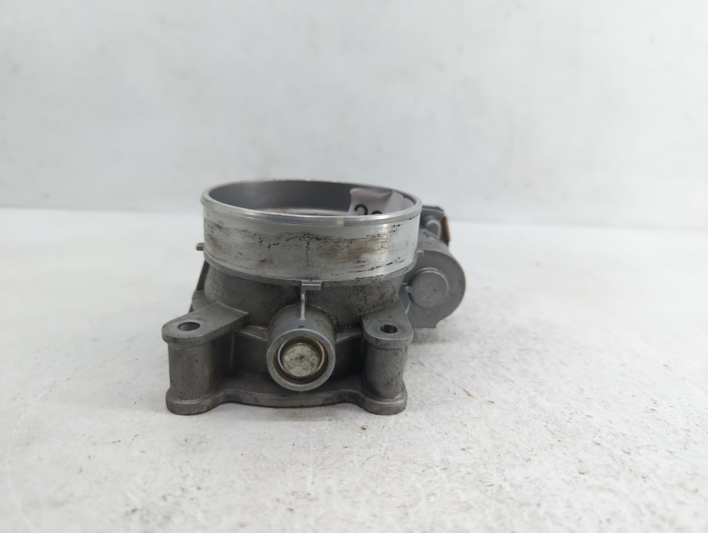 2014-2018 Gmc Sierra 1500 Throttle Body P/N:12678224 12617792 Fits Fits 2014 2015 2016 2017 2018 2019 OEM Used Auto Parts - 