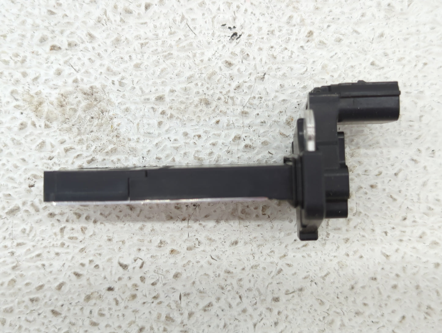 2014-2019 Gmc Sierra 1500 Mass Air Flow Meter Maf - Oemusedautoparts1.com