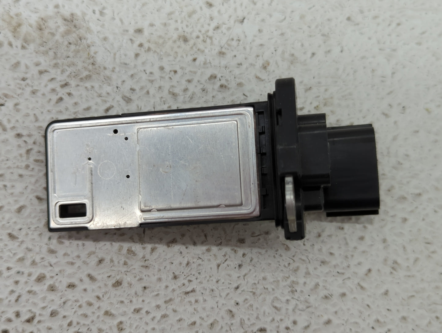 2014-2019 Gmc Sierra 1500 Mass Air Flow Meter Maf - Oemusedautoparts1.com